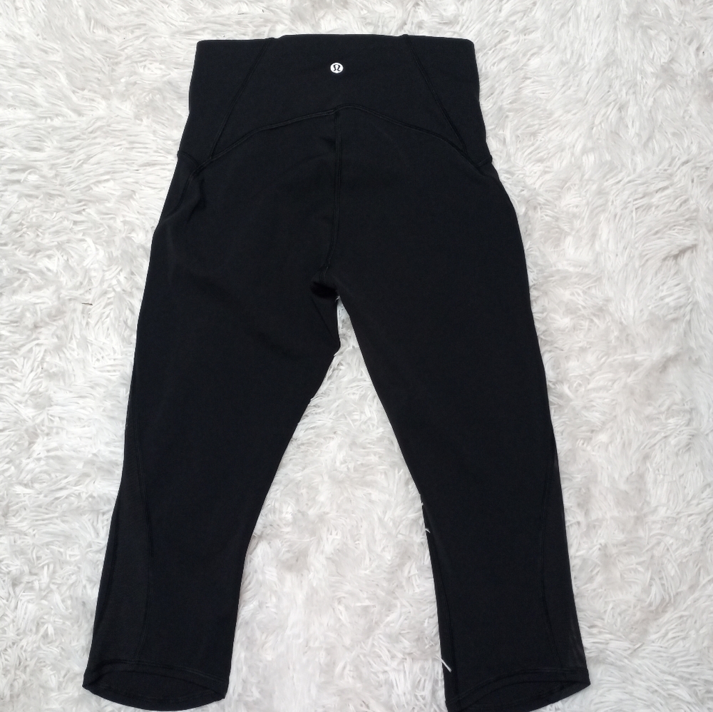 Lululemon Train Times crop Black Leggings Size 6